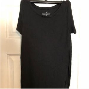 American Eagle black T-shirt